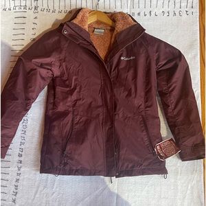 Columbia maroon lined jacket interchange size medium